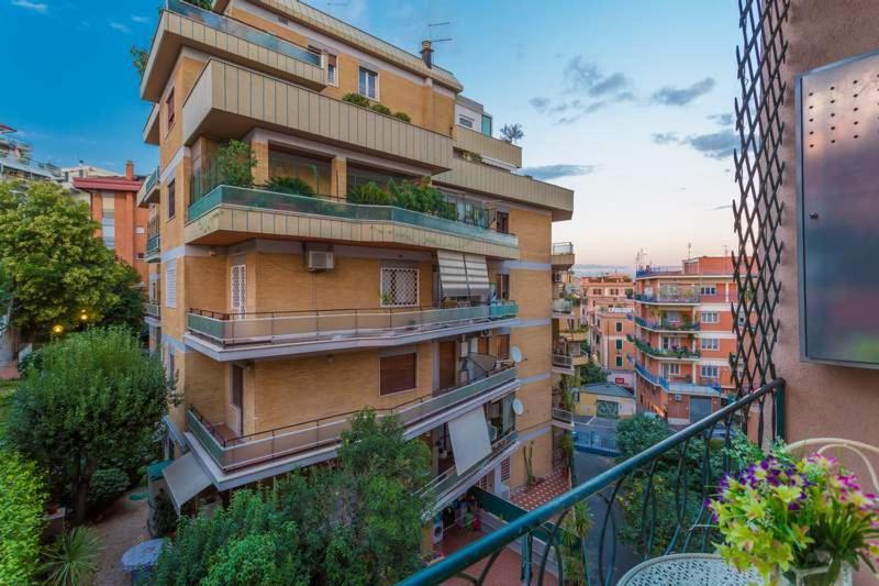 Valla18 Guesthouse Rome Bagian luar foto